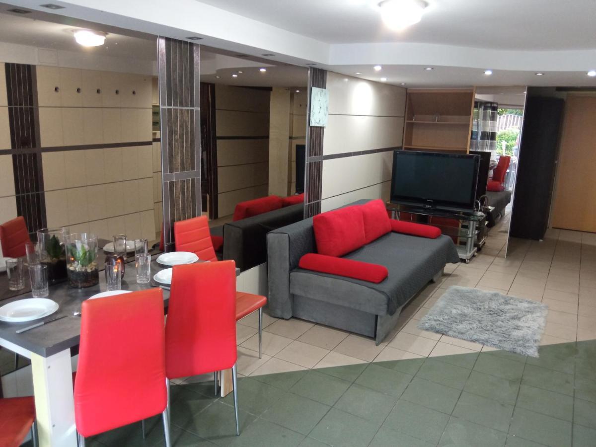 Appartement Przy Jeziorze à Iława Extérieur photo