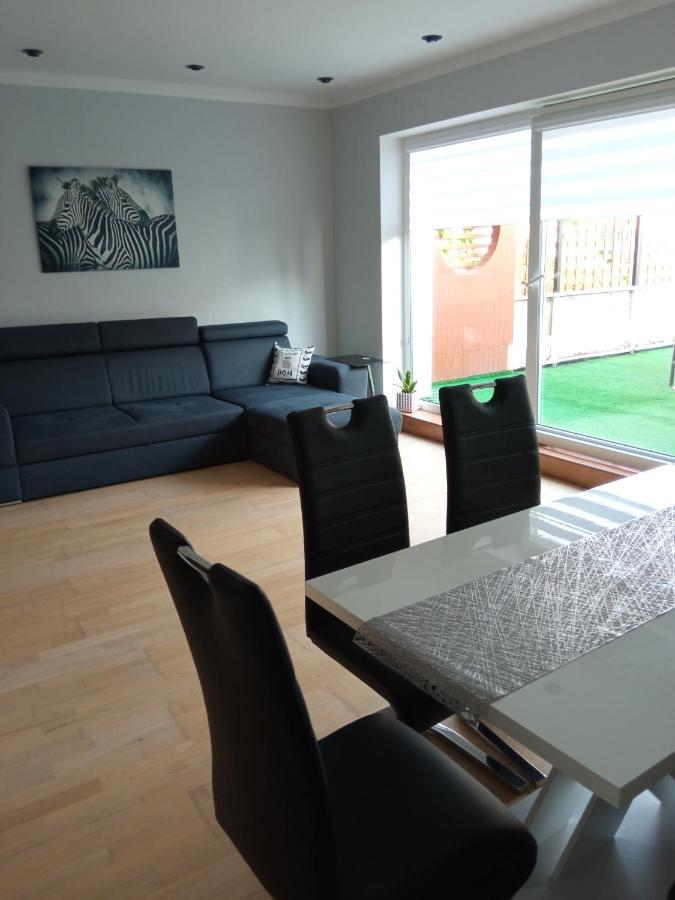 Appartement Przy Jeziorze à Iława Extérieur photo
