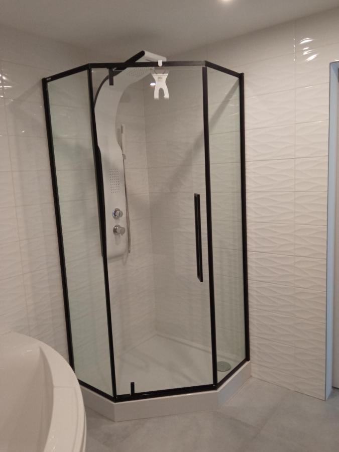 Appartement Przy Jeziorze à Iława Extérieur photo
